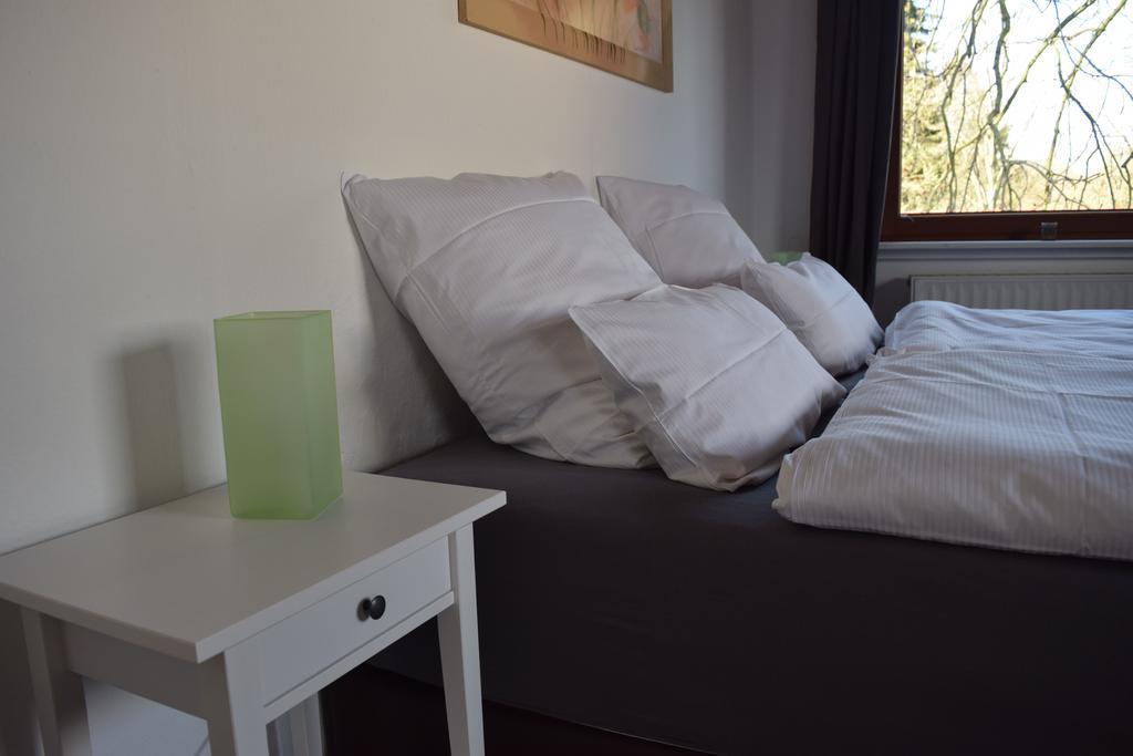 Henne-Apartment Messe ฮันโนเวอร์ ภายนอก รูปภาพ