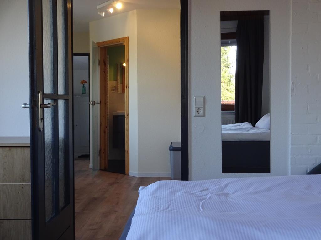Henne-Apartment Messe ฮันโนเวอร์ ภายนอก รูปภาพ