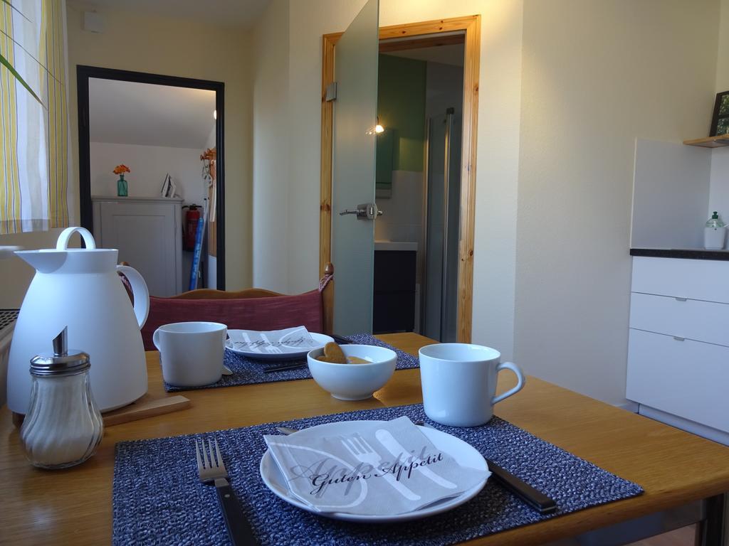 Henne-Apartment Messe ฮันโนเวอร์ ภายนอก รูปภาพ